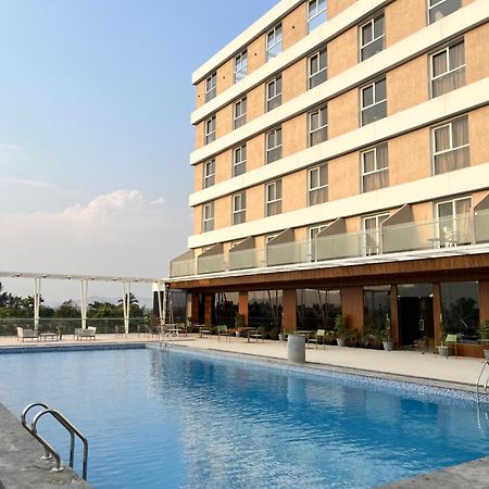 Vits Satyajeet Karad Hotell Eksteriør bilde